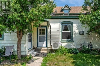 20 Russell St W in Smiths Falls, ON - Building Photo - Building Photo