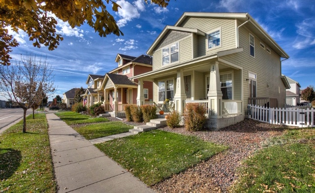 2733 Bar Harbor Dr in Fort Collins, CO - Building Photo