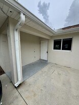2410 George Ave S in Lehigh Acres, FL - Building Photo