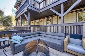 2116 Bernina Dr in Pine Mountain Club, CA - Building Photo - Building Photo