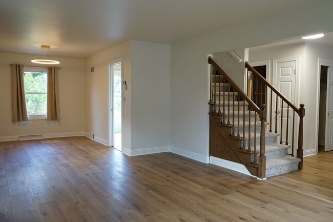 17680 Green Isle Ct in Brookfield, WI - Building Photo - Building Photo