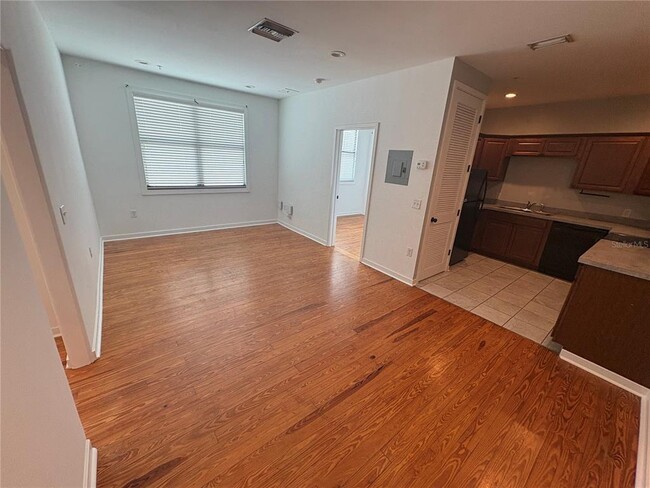 131 N Grove St in Eustis, FL - Building Photo - Building Photo