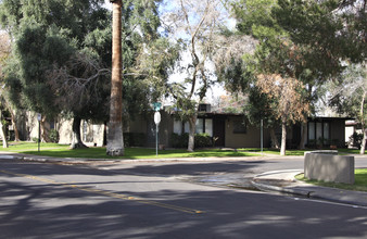 Palm Villas of Scottsdale in Scottsdale, AZ - Building Photo - Building Photo