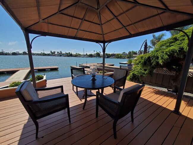132 Caribe Isle in Novato, CA - Building Photo - Building Photo