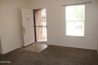 2236 Sparrow Point St in El Paso, TX - Building Photo - Building Photo