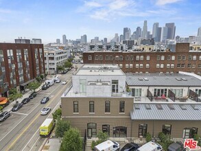940 E 2nd St in Los Angeles, CA - Building Photo - Building Photo