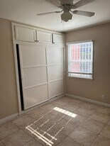 1111 Walnut Ave in Long Beach, CA - Building Photo