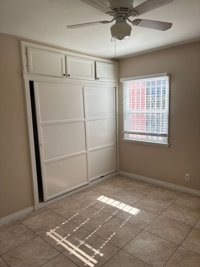property at 1111 Walnut Ave