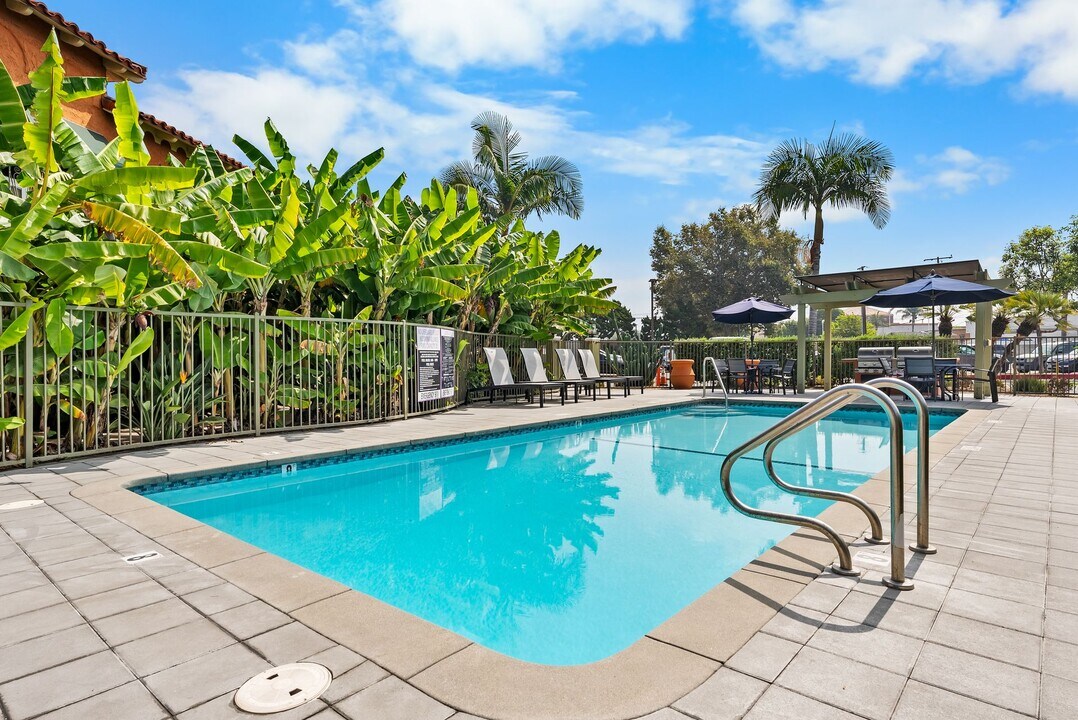 Porto Bella Apartments in Norwalk, CA - Building Photo