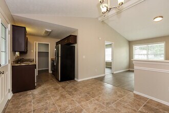 425 Jonesboro Ct in La Vergne, TN - Building Photo - Building Photo