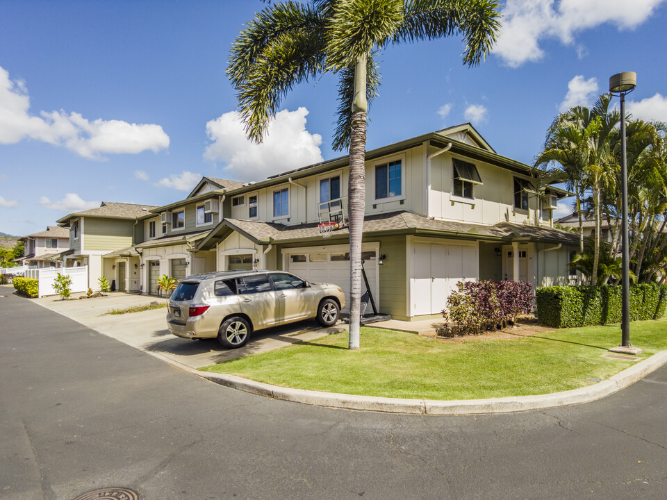 Nohona at Kapolei in Kapolei, HI - Building Photo