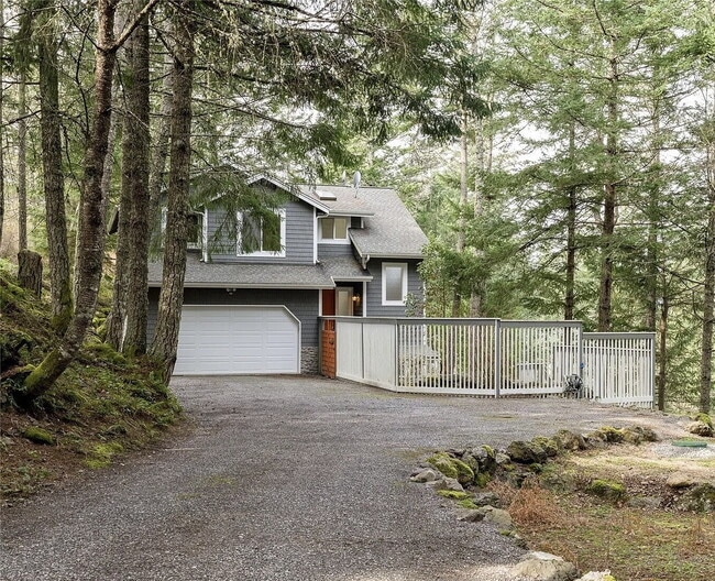 property at 250 Switchback Rd