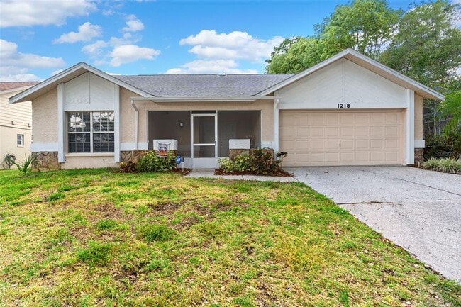 property at 1218 Gillespie Dr N