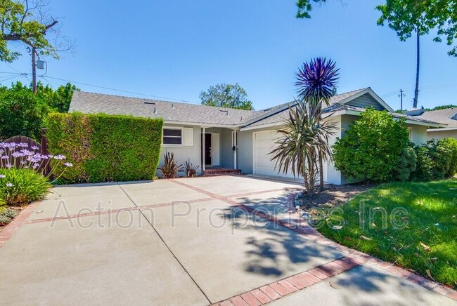 property at 1655 Bonita Ave