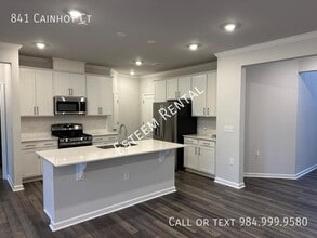 841 Cainhoy Ct in Zebulon, NC - Building Photo - Building Photo