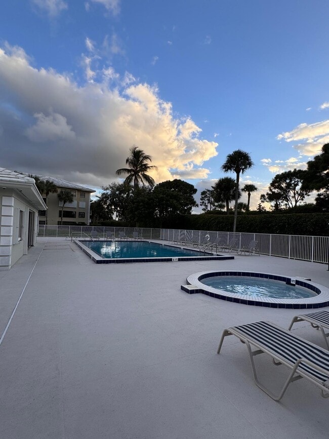 3507 Village Blvd in West Palm Beach, FL - Building Photo - Building Photo