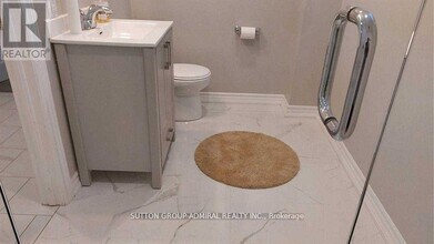 854 Moretta Ave in Pickering, ON - Building Photo - Building Photo