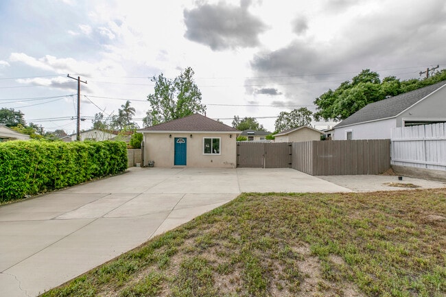 property at 1411 Coolidge Ave