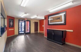 Furnished Studio-Oklahoma City - Airport in Oklahoma City, OK - Building Photo - Building Photo