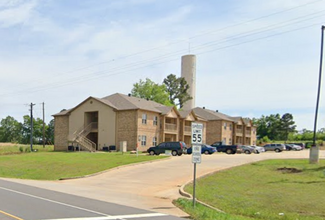 1445 N Hill St in Tatum, TX - Building Photo - Building Photo