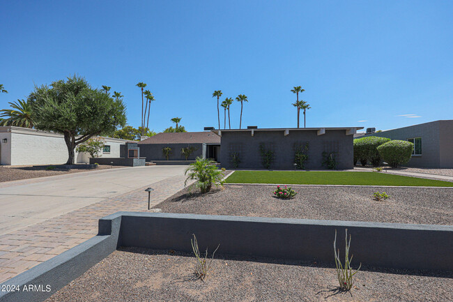 229 W Pine Valley Dr in Phoenix, AZ - Building Photo - Building Photo