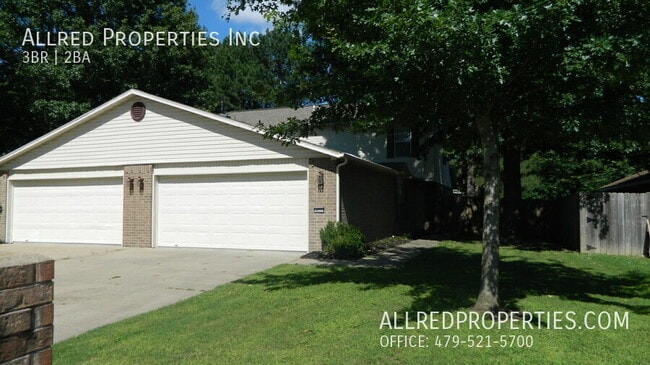 822 N Daisy Ln in Fayetteville, AR - Building Photo - Building Photo