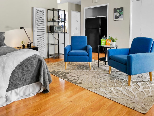 property at 2827 S Corning St