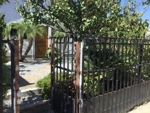 11703 Casimir Ave in Hawthorne, CA - Building Photo - Building Photo