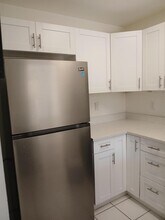 441 Cypress Way W in Palm Springs, FL - Building Photo - Building Photo