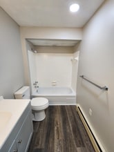 201 Rose Ln St SW in North Canton, OH - Building Photo - Building Photo