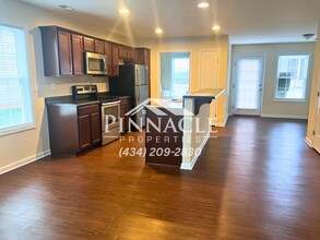 755 Old Graves Mill Rd in Lynchburg, VA - Building Photo - Building Photo