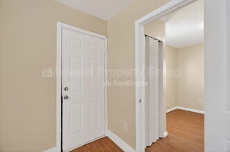 159 Barto Dr in Ferguson, MO - Building Photo - Building Photo