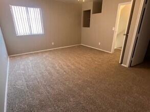 6213 E Greenway St in Mesa, AZ - Building Photo - Building Photo