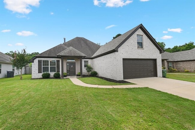 property at 905 Overture Dr