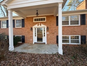 415 Carrsbrook Dr in Charlottesville, VA - Building Photo - Building Photo