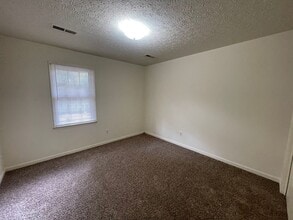 913 Grand Arbre Dr in Bedford, VA - Building Photo - Building Photo