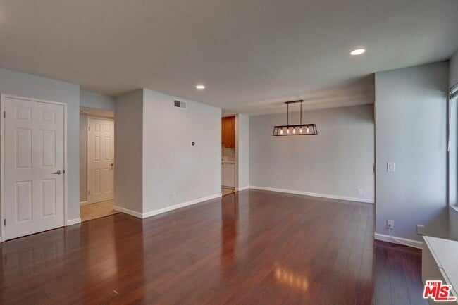 1275 Seacliff Ct in Ventura, CA - Building Photo - Building Photo