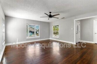 1330 W Sears St in Denison, TX - Building Photo - Building Photo