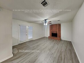 16206 Elm Point Ct in Houston, TX - Building Photo - Building Photo