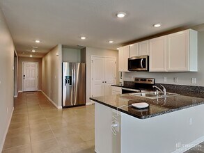 3401 Autumn Amber Dr in Spring Hill, FL - Building Photo - Building Photo