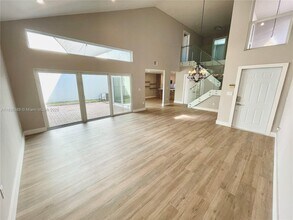 1125 Papaya St in Hollywood, FL - Building Photo - Building Photo