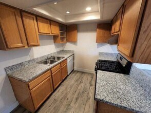 7612 San Simeon Dr-Unit -7612 in Citrus Heights, CA - Building Photo - Building Photo