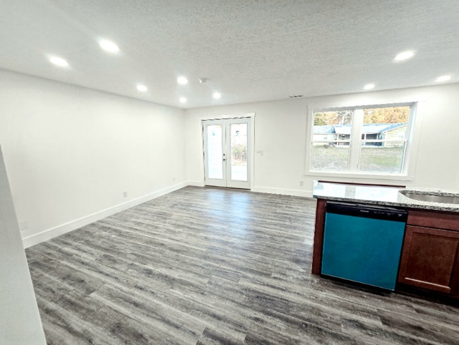 112 Ivy Trce in Mount Orab, OH - Building Photo - Building Photo