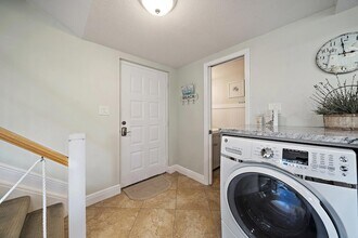 353 S US Hwy 1, Unit D101 in Jupiter, FL - Building Photo - Building Photo