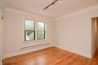 2326 N Rockwell St in Chicago, IL - Building Photo - Building Photo