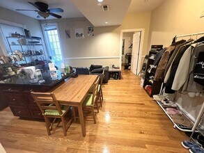 165 Hampshire St, Unit 3 in Cambridge, MA - Building Photo - Building Photo