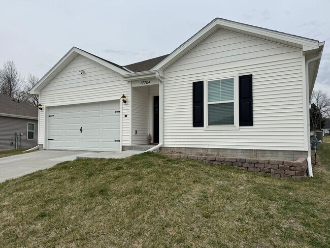 property at 17704 Hampton Dr