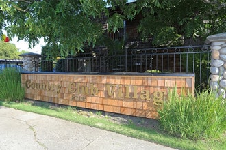 Country Club Village in Stockton, CA - Foto de edificio - Building Photo