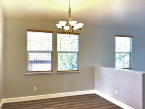 5838 Rainier Peak Dr in Sparks, NV - Building Photo - Building Photo