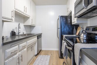 Malibu Apartments in Whittier, CA - Building Photo - Interior Photo